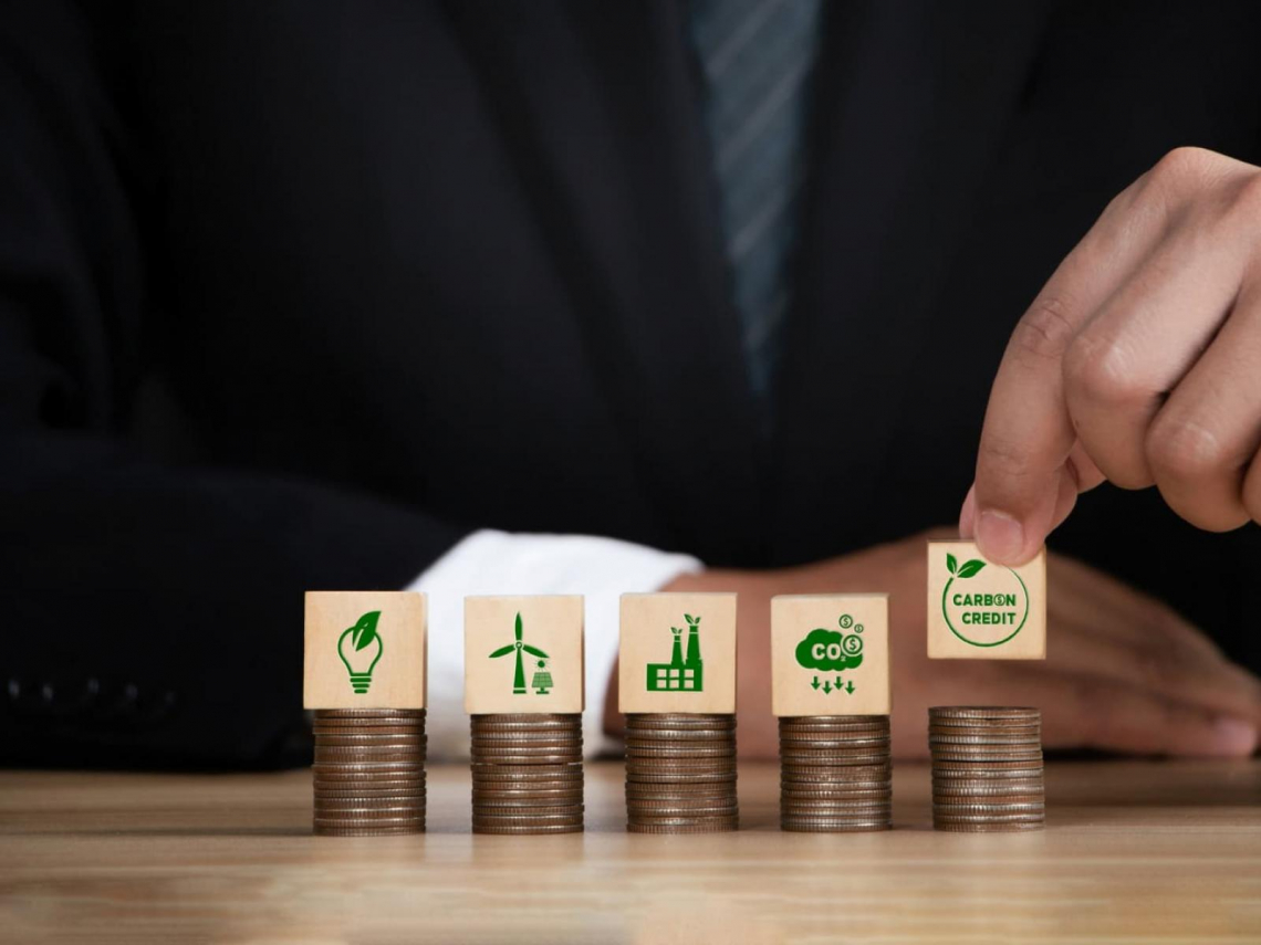 綠色銀行是什麼？拆解台灣永續金融「三支箭」，如何用小資金撬動淨零及能源轉型？